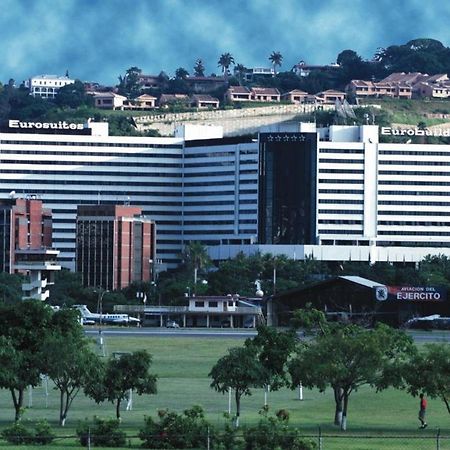 Eurobuilding Hotel & Suites Каракас Екстериор снимка The University of Pretoria's Faculty of Law