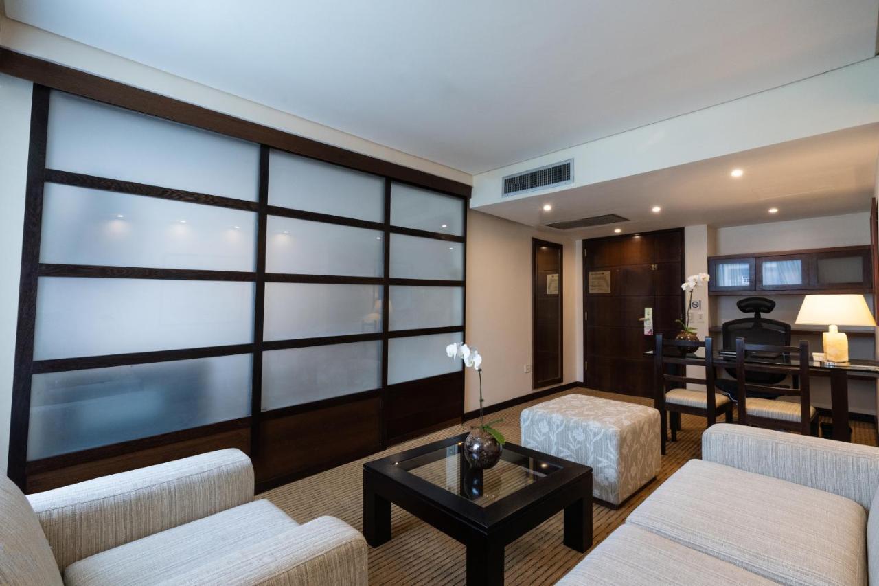 Eurobuilding Hotel & Suites Каракас Екстериор снимка A room at the hotel