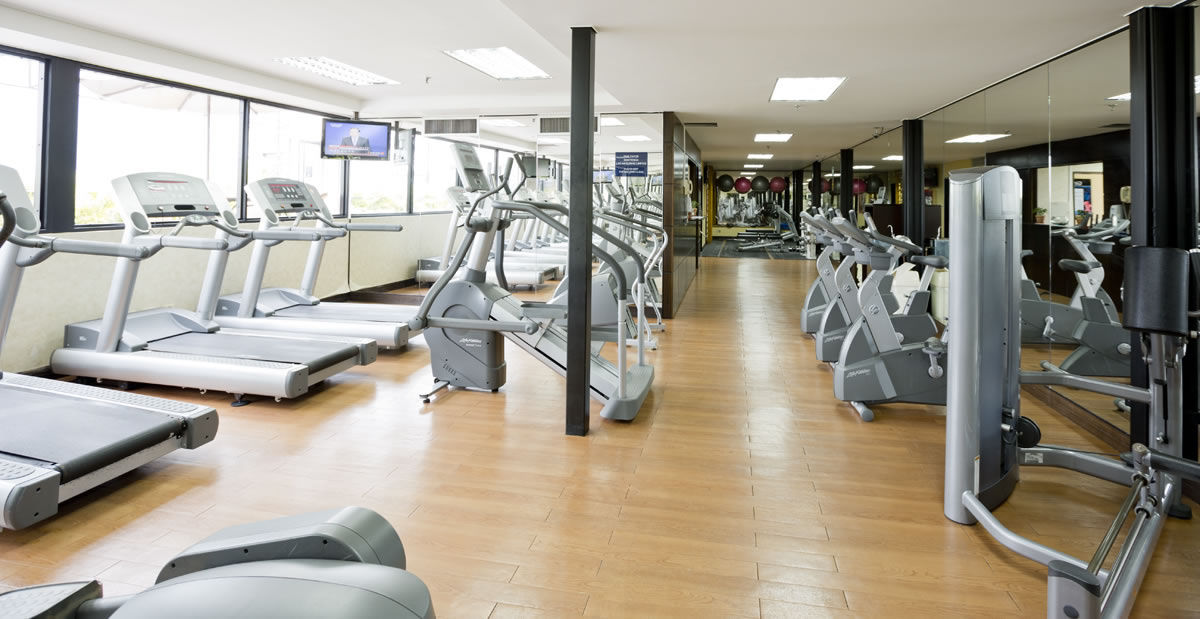 Eurobuilding Hotel & Suites Каракас Екстериор снимка The gym at the hotel